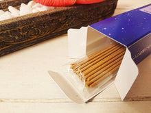 画像をギャラリービューアに読み込む, ★世界自然遺産のシマ 奄美大島のたんかんで作ったお線香『ウヤがなし』1箱 :40本入り 【税込1,430円】